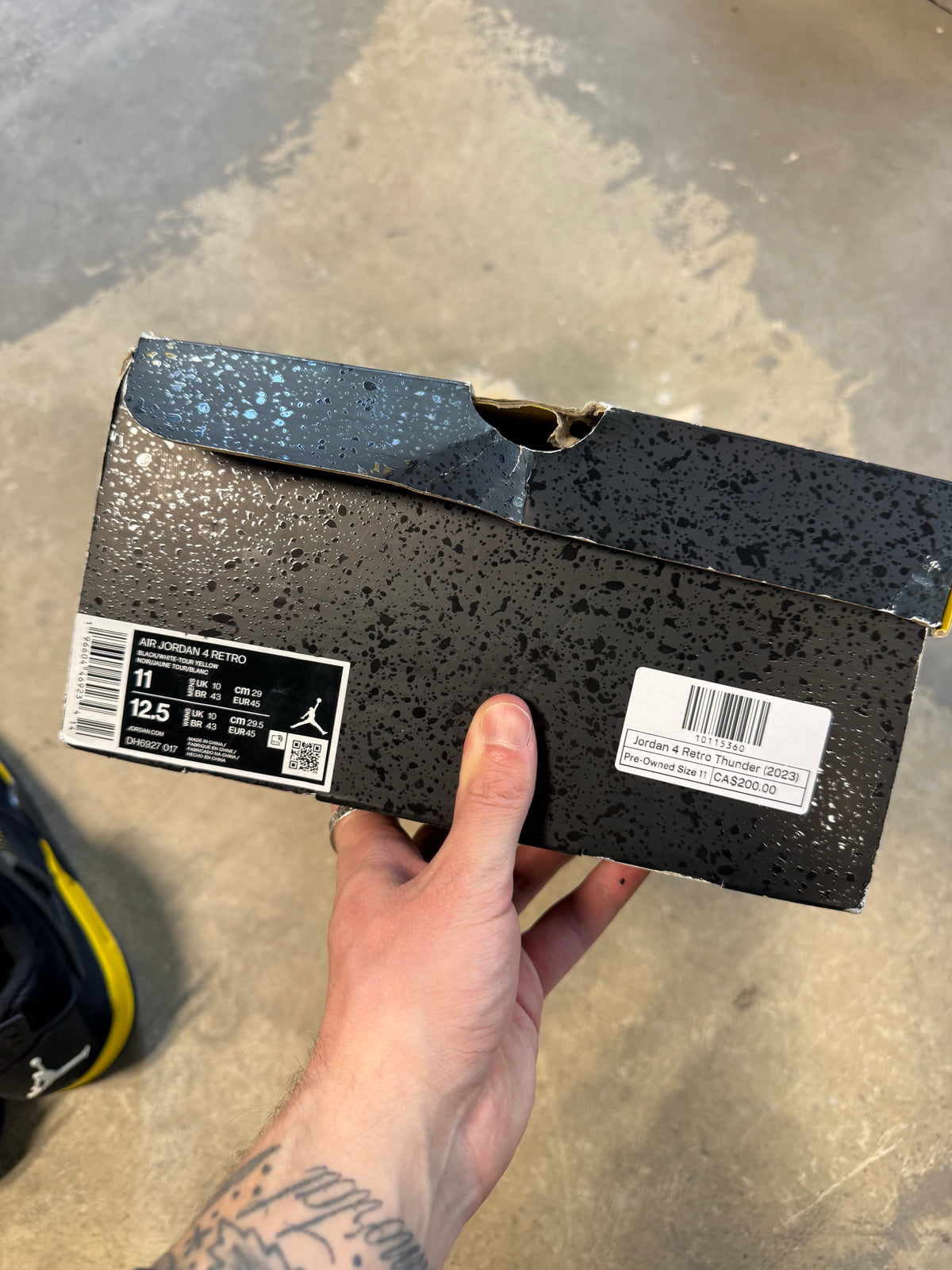 (11) Jordan 4 Thunder Used
