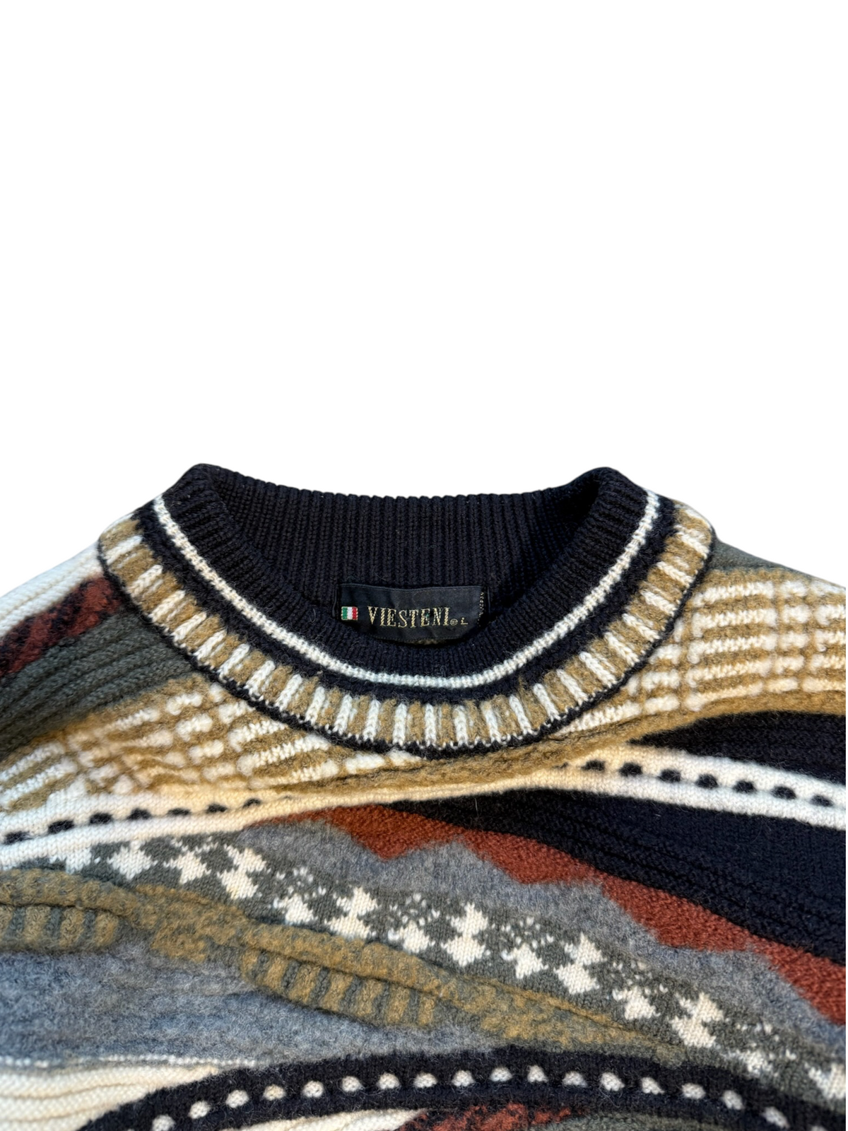 (L) Vintage 3D Style Knit Sweater