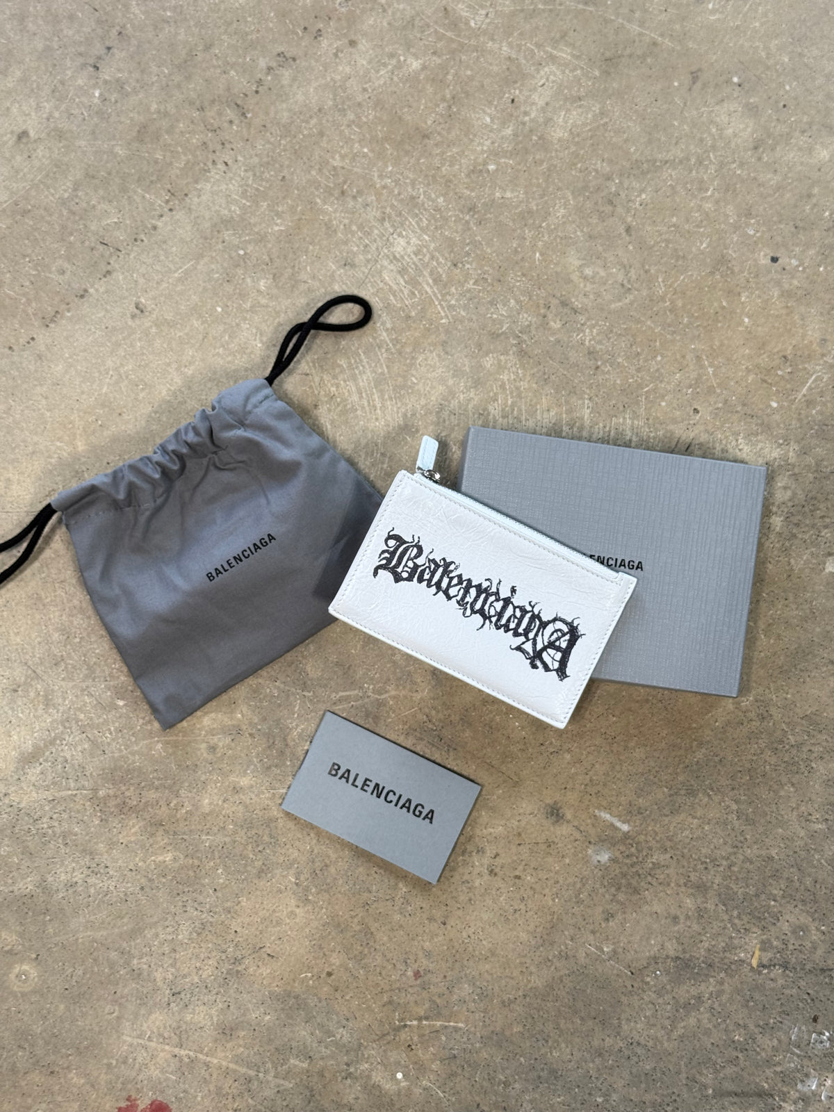 (OSFA) Balenciaga Metal Logo Wallet