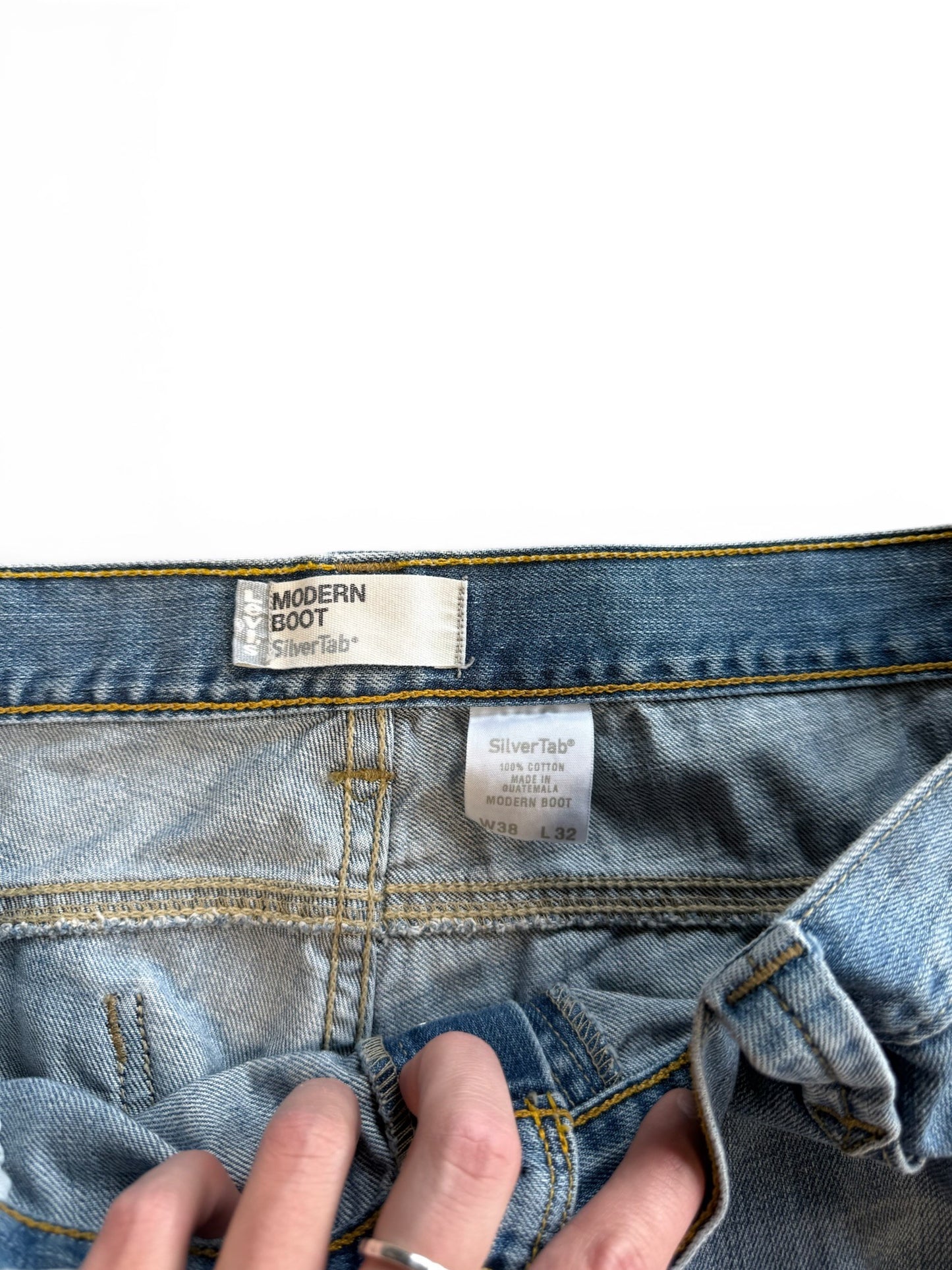 (38W) Vintage Y2K Silver Tab Light Wash Jeans