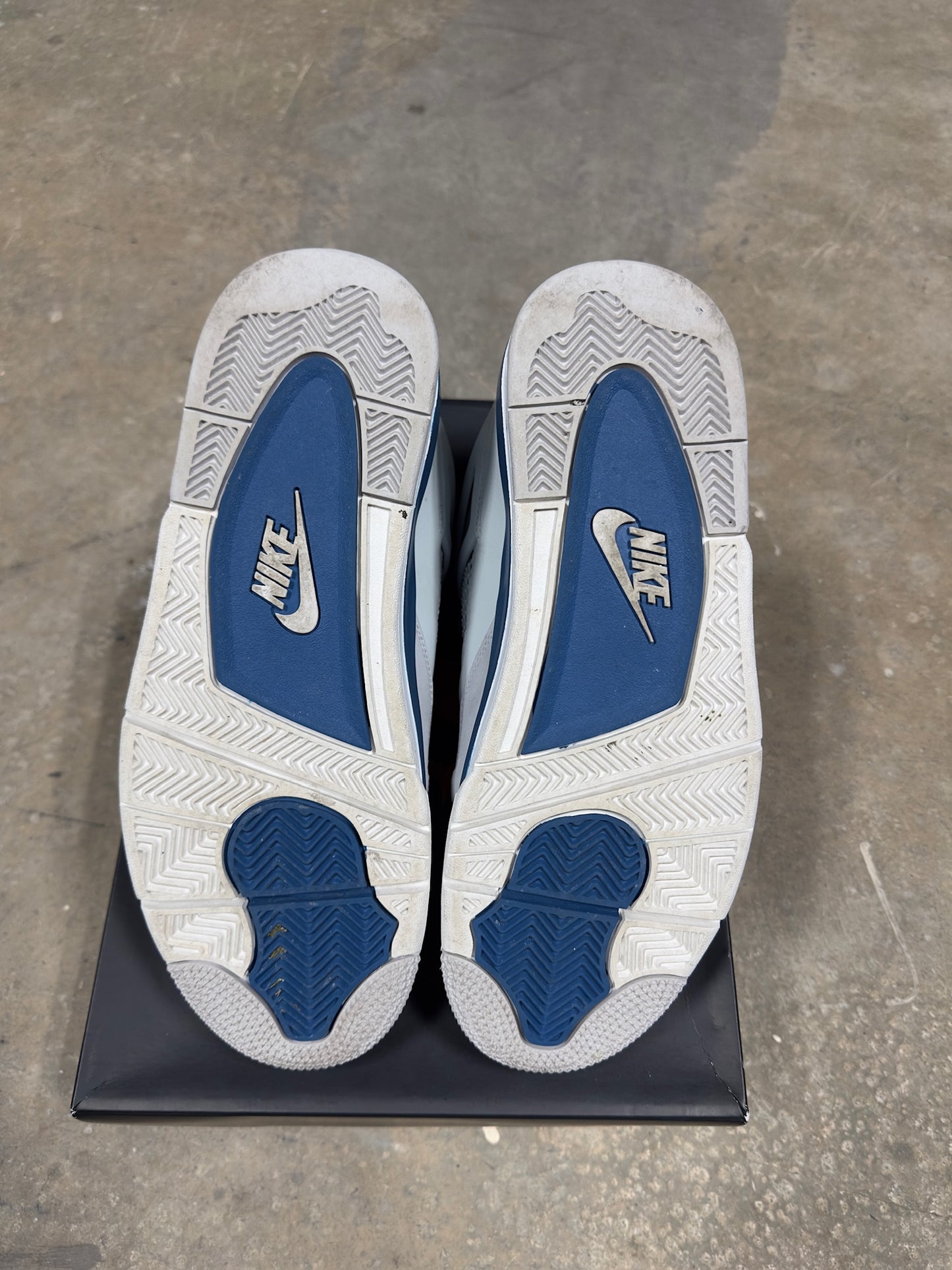 Jordan 4 Military Blue Sz 10.5