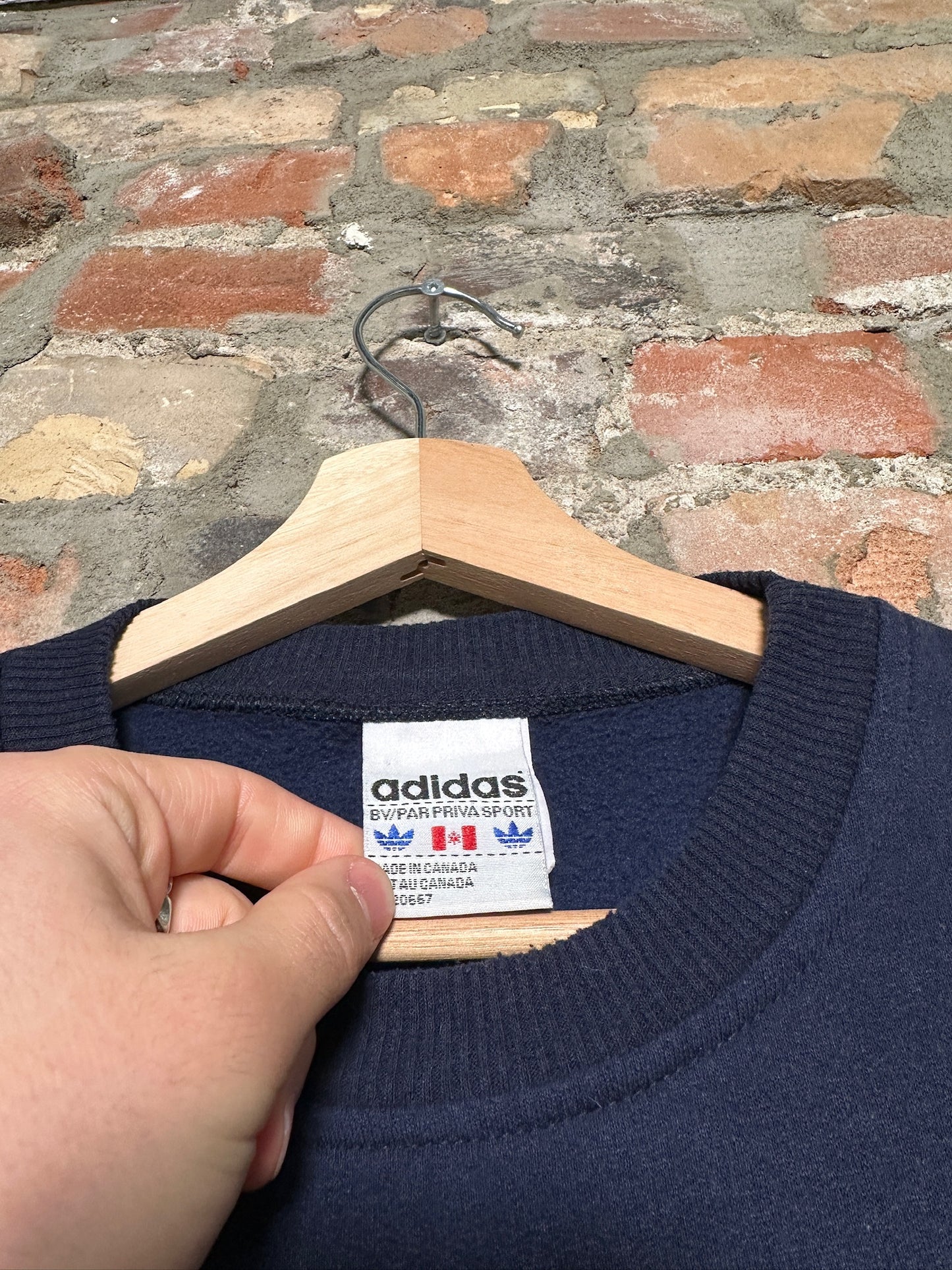 (M) Vtg Adidas Navy Crewneck