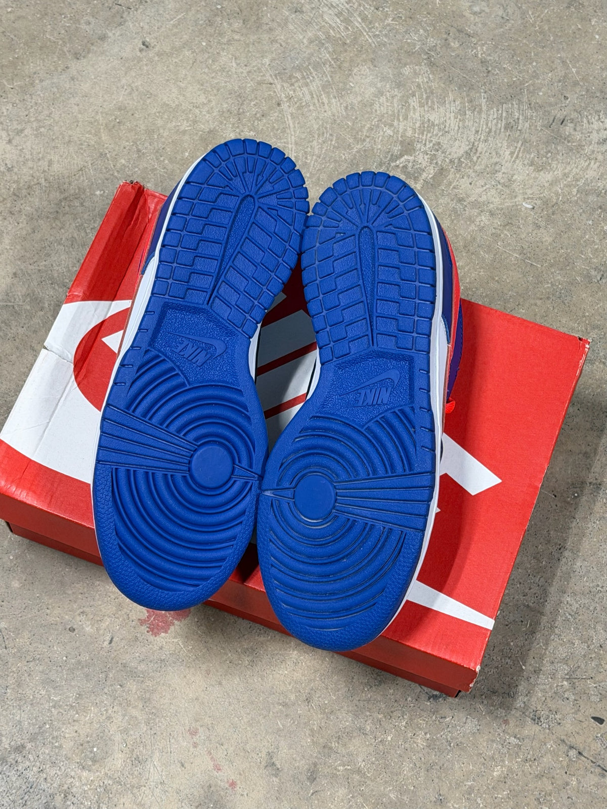 (5.5Y) Dunk Low Bright Crimson