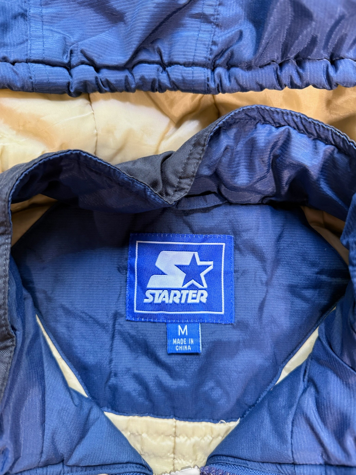 (M) Vintage 90s Notre Dame Hooded Starter Jacket