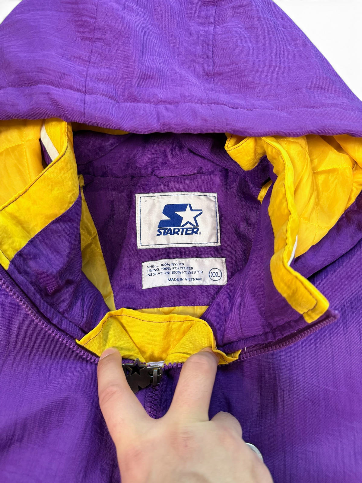 (XXL) Vintage Los Angeles Lakers Hooded Starter Jacket