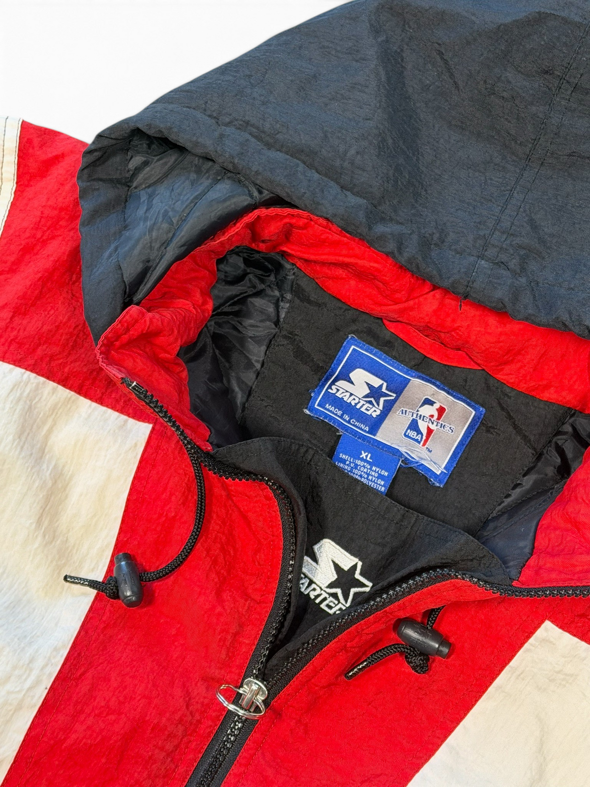 (XL) Vintage 90s Chicago Bulls Starter Jacket