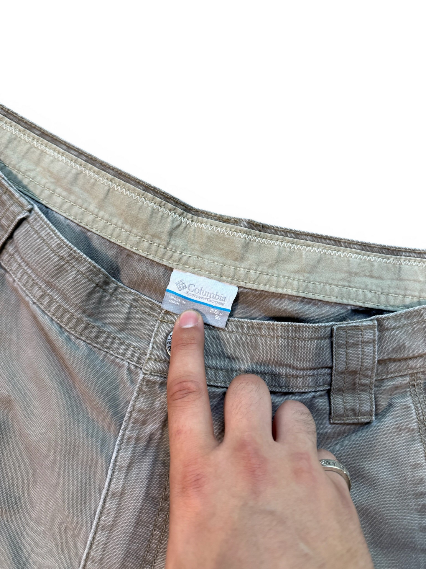 (36W) Columbia Hiking Shorts