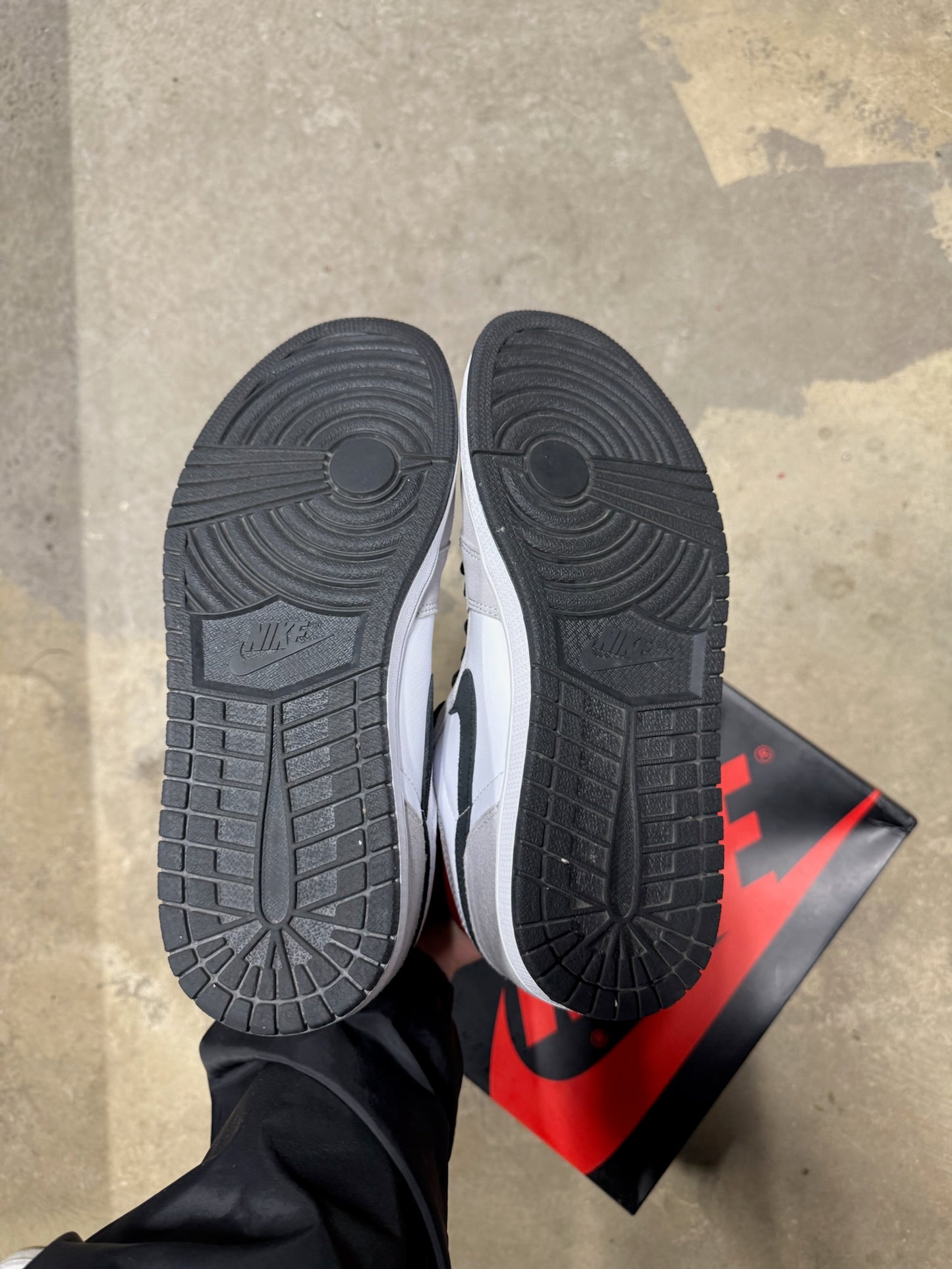 Jordan 1 High Light Smoke Grey Sz 10.5