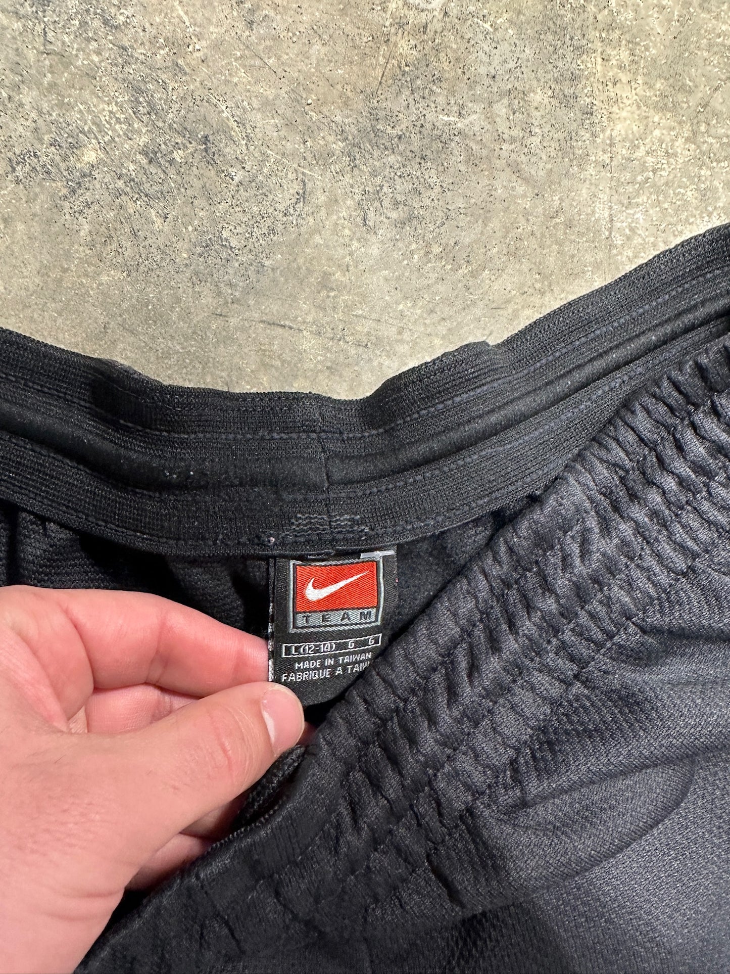 00s Nike Mesh Shorts Black Sz L