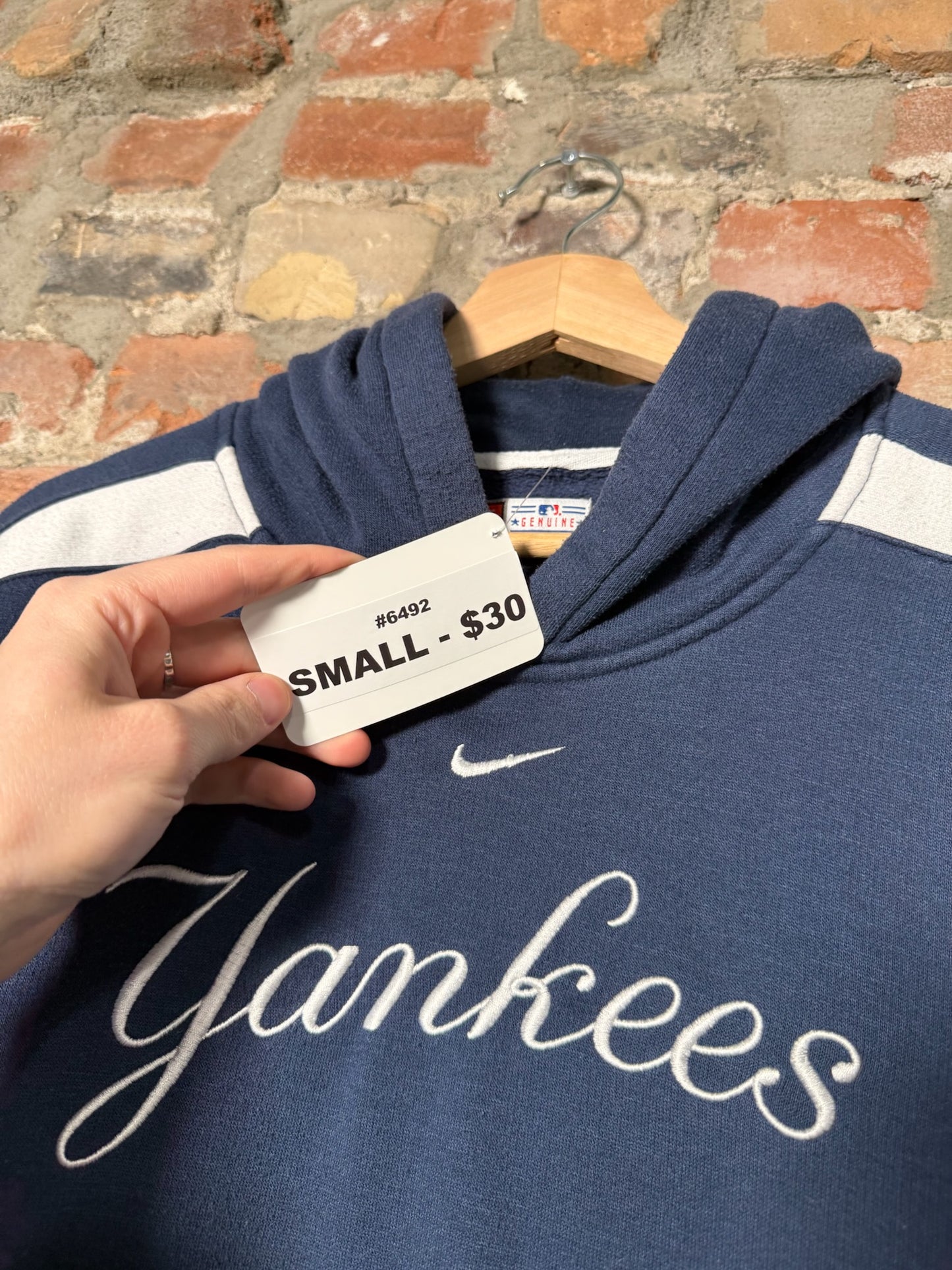 00s Nike New York Yankees Middle Swoosh Hoodie Sz S