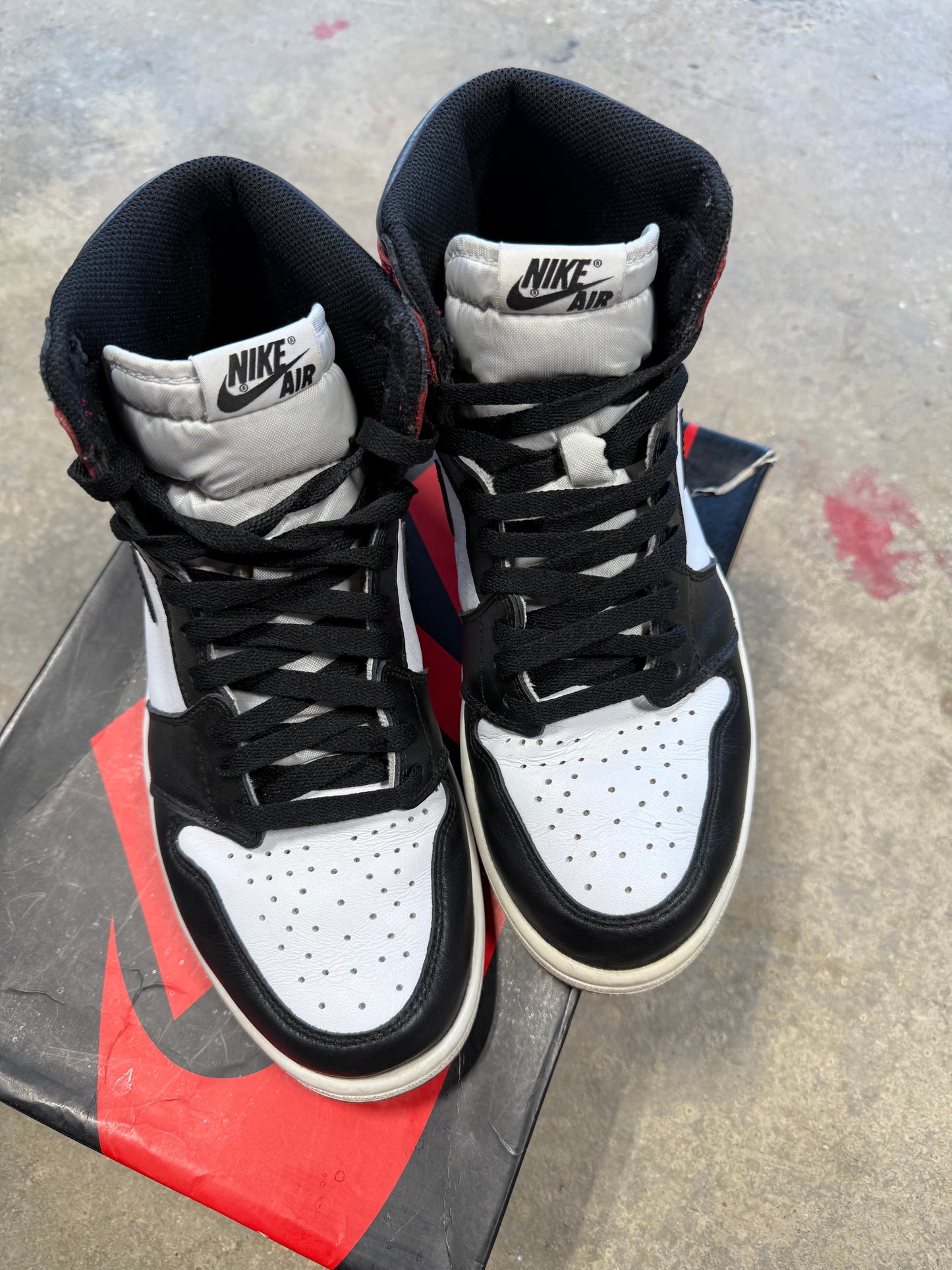 Jordan 1 Black Toe (2016) Sz 10.5