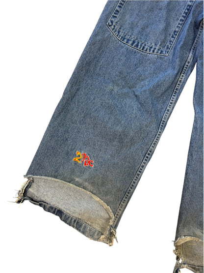 (34) Vintage Baggy Tupac Embroidered Denim Pants