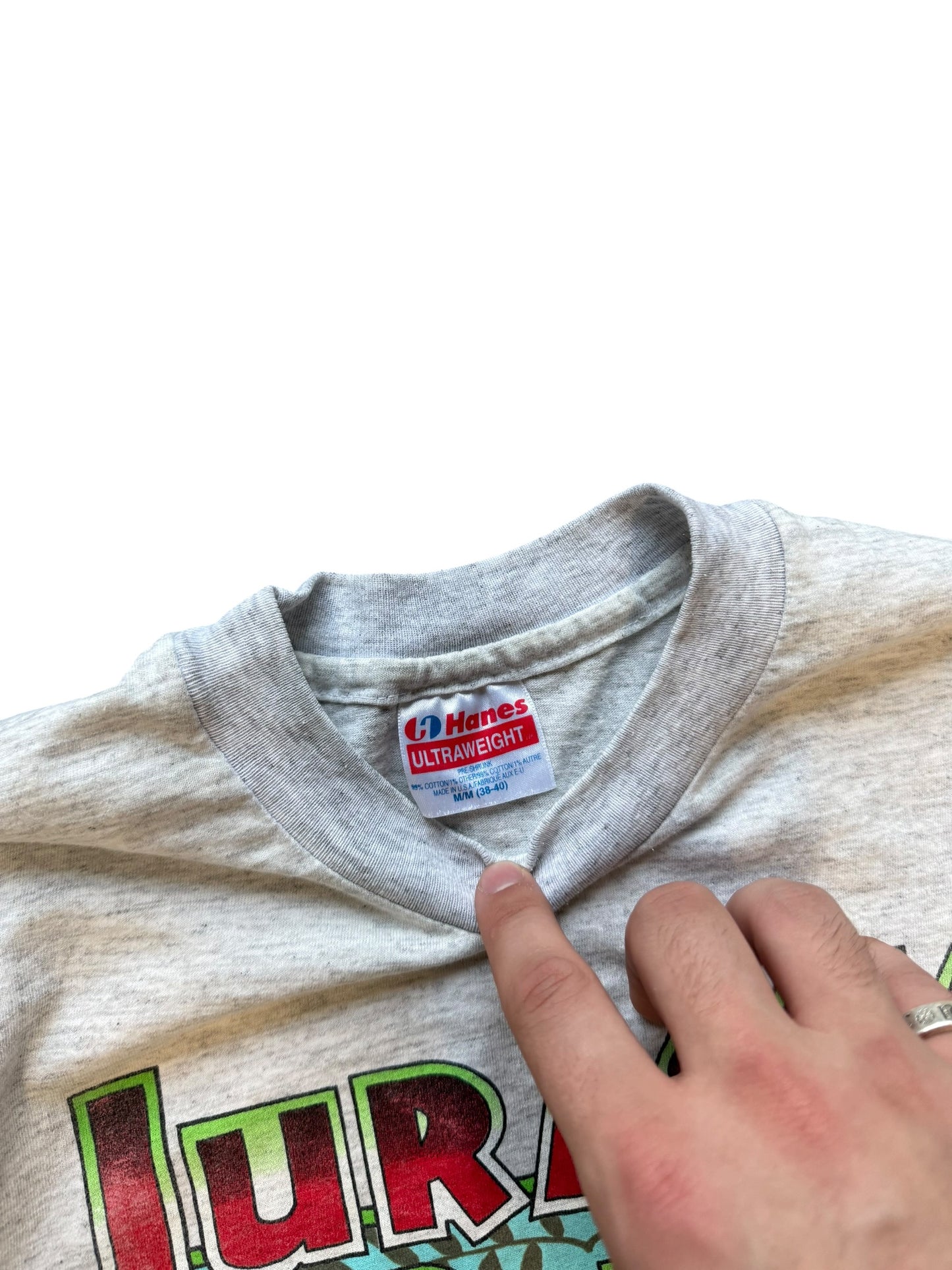 (M) 1993 Jurassic Park Velociraptor T-Shirt