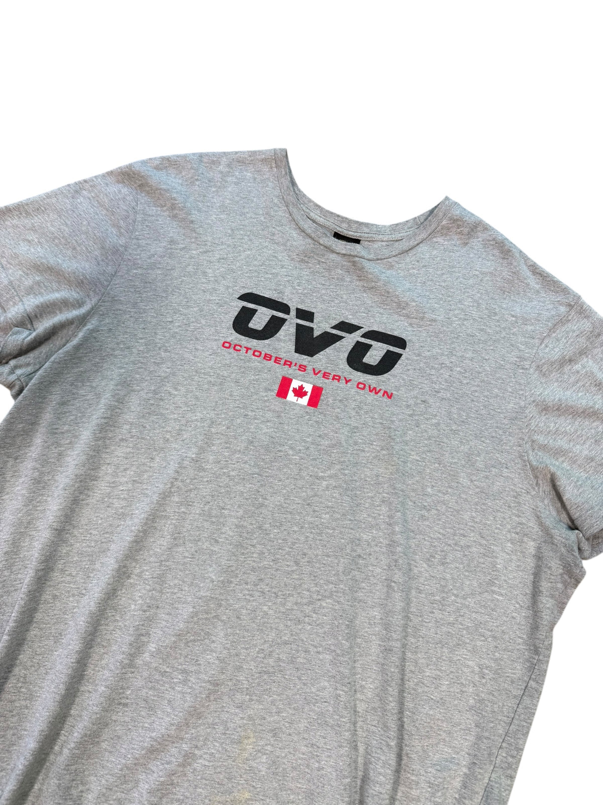 (XXL) OVO Spell Out Canadian Flag Tee