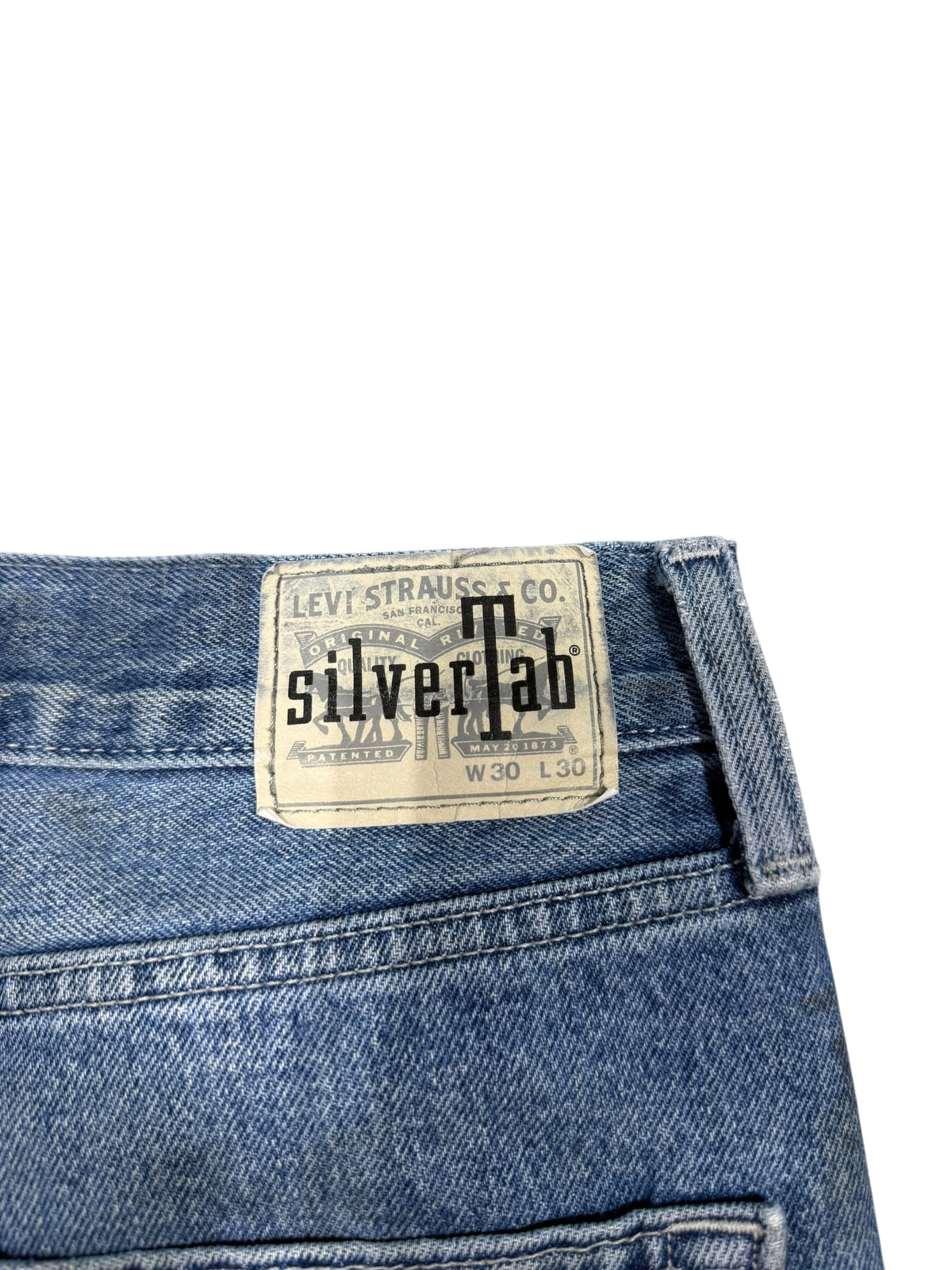 (30) Vintage Levi’s Cargo Denim Pants