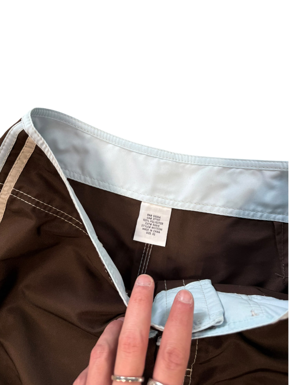 (32) Vintage Brown Billabong Board Shorts
