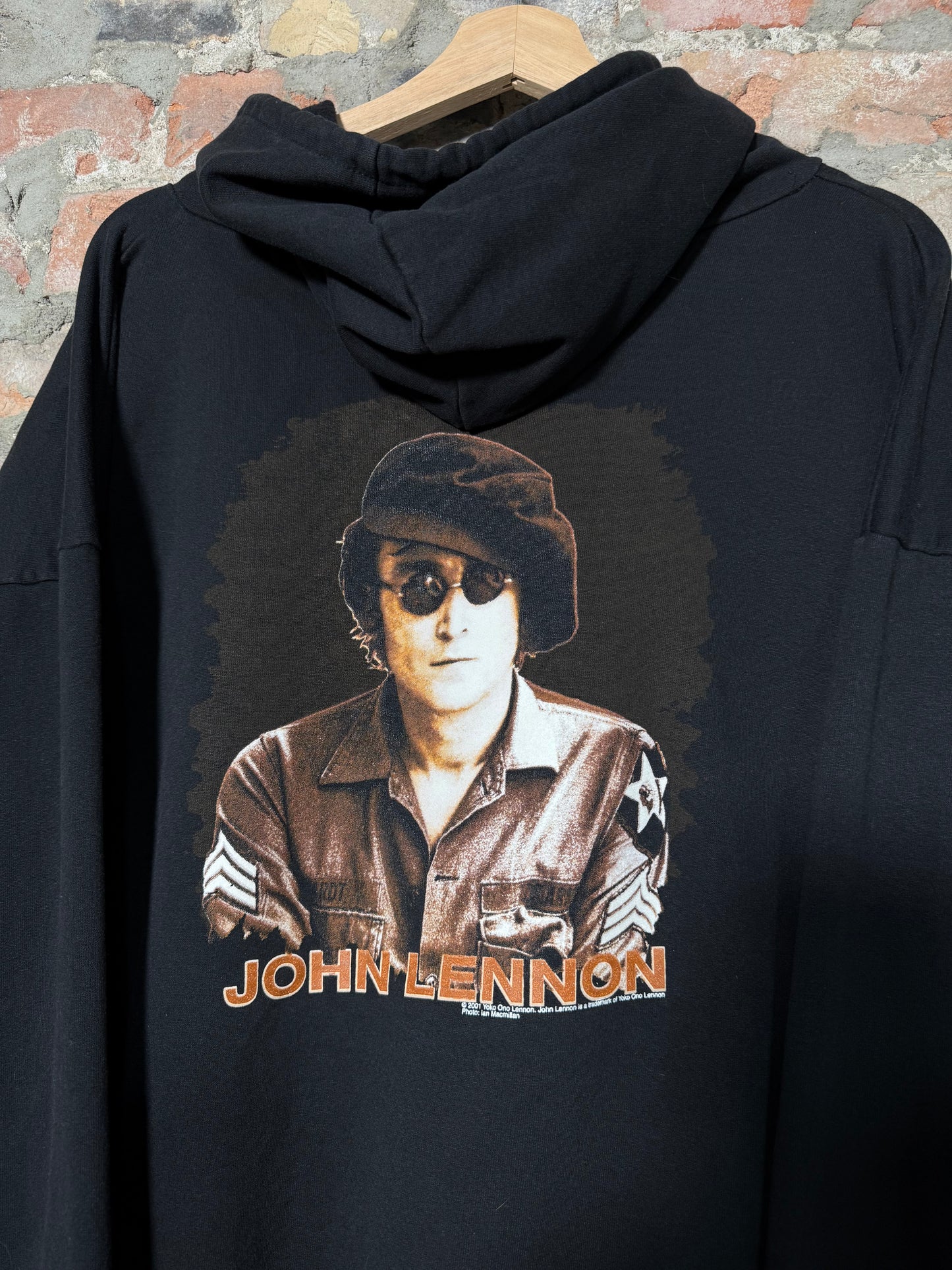2001 John Lennon Give Peace A Chance Hoodie Sz L