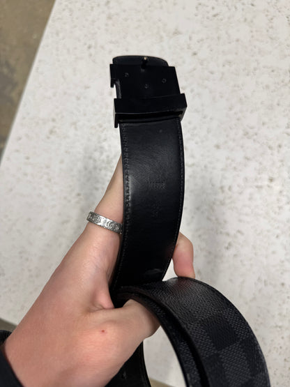 (34) Louis Vuitton Damier Graphite Canvas Belt