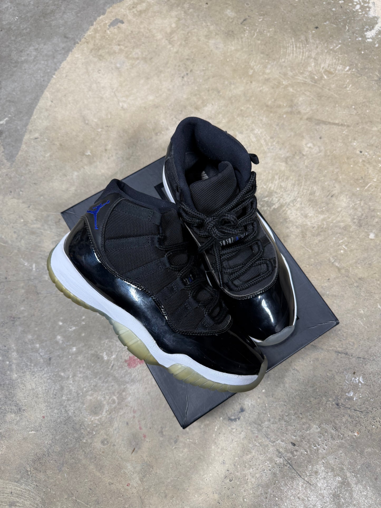 Jordan 11 High Space jam (2016) Sz 9
