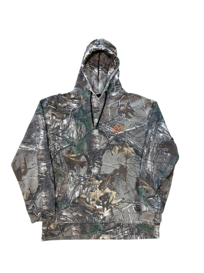 (M) Vintage RealTree Camo Sweater