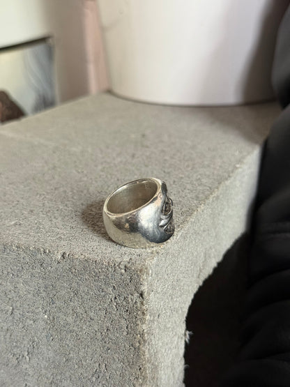 (11US) Chrome Hearts Large Oval Cross Ring