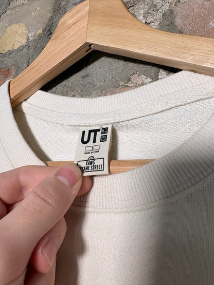 Kaws X Uniqlo Sesame Street Crewneck Sz S