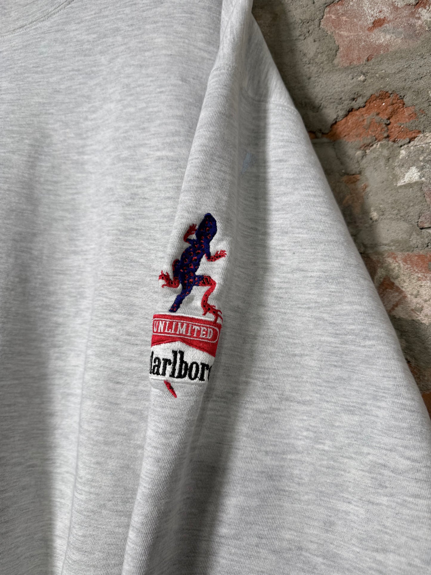 90s Marlboro Lizard Crewneck Sz XL