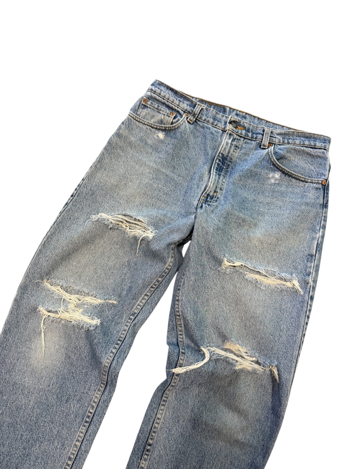 (36) Vintage Trashed Levi’s 550 Jeans