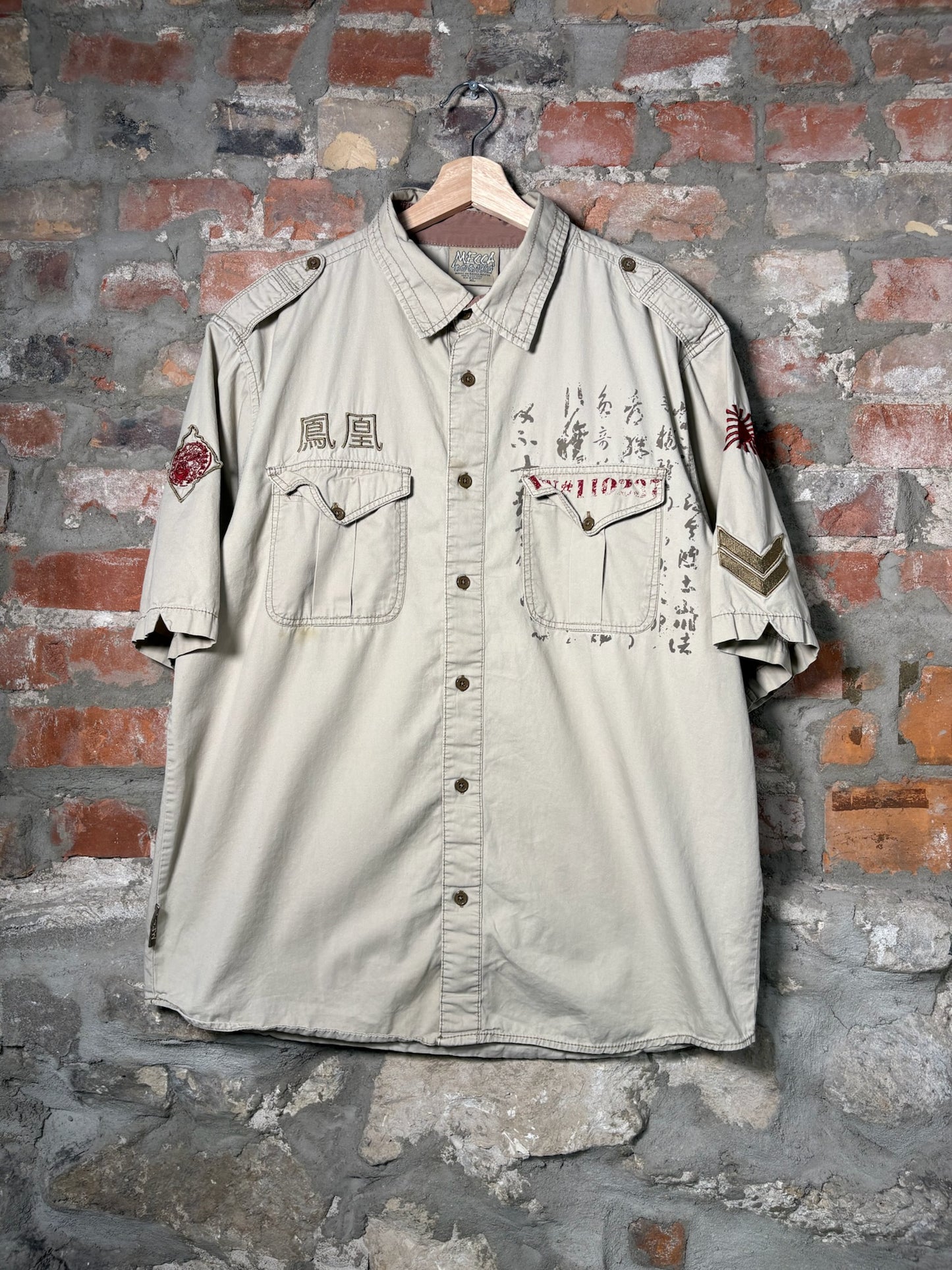 2000s Mecca Button Up Shirt Sz XL