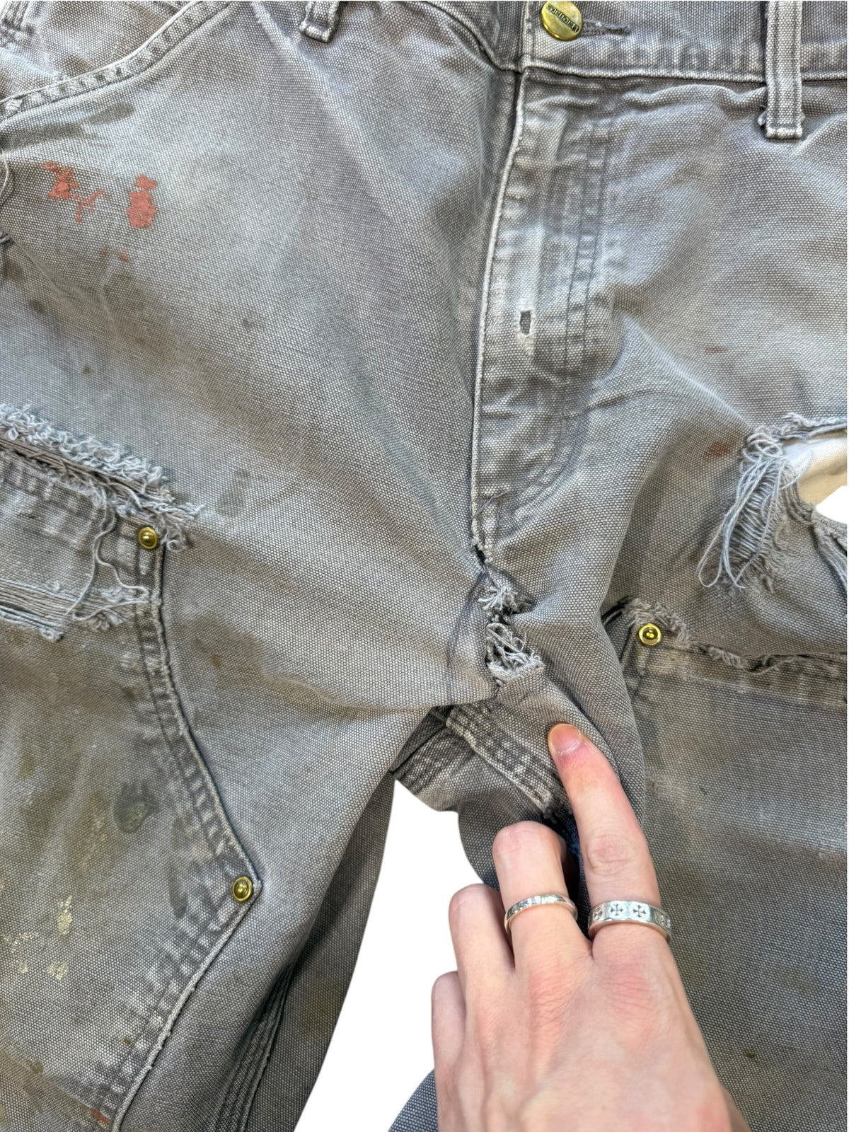 (32) Vintage Thrashed Grey Carhartt Double Knee Pants