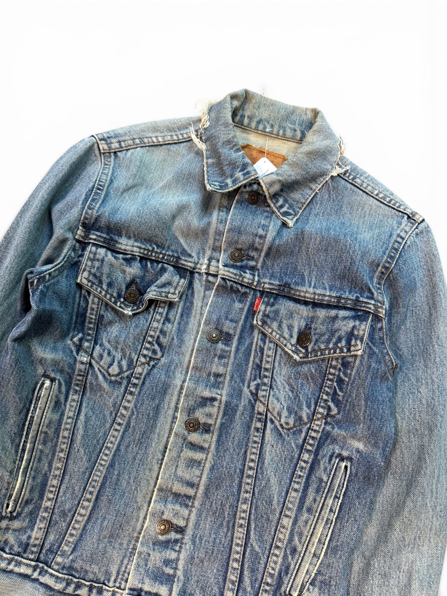 (M) Vintage Levi Strauss Distressed Denim Jacket