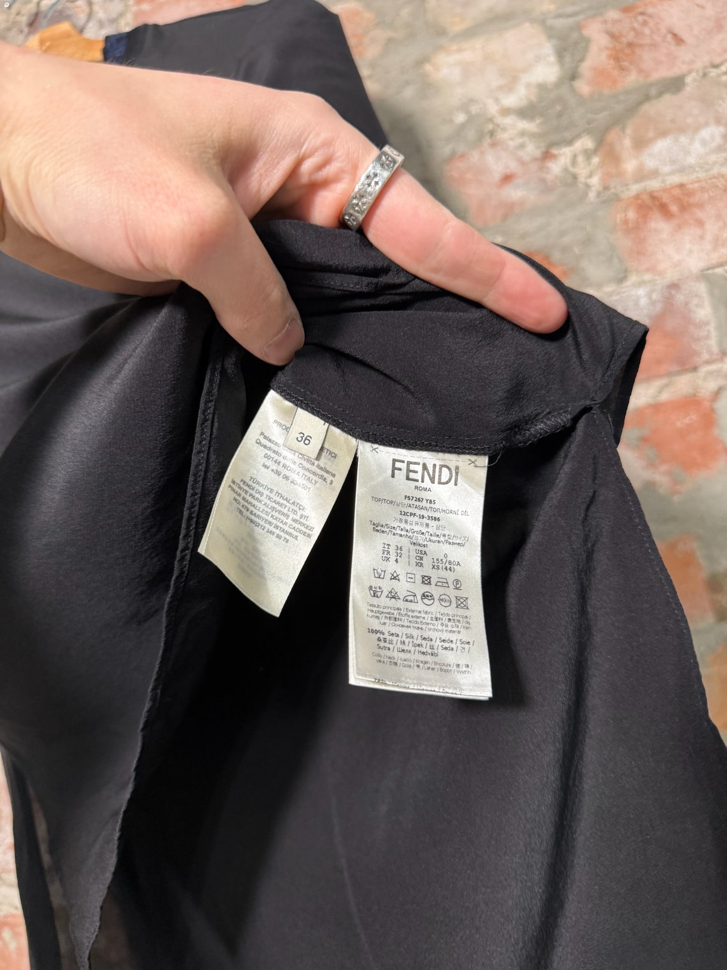 (S) Fendi Women’s Black 100% Silk Shirt