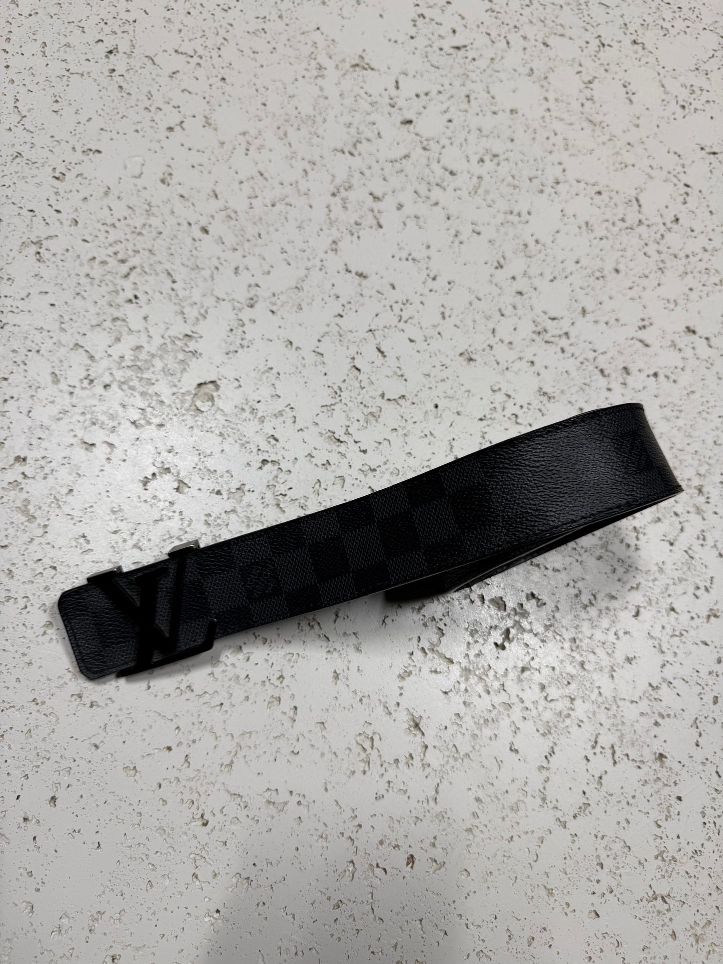 (34) Louis Vuitton Damier Graphite Canvas Belt
