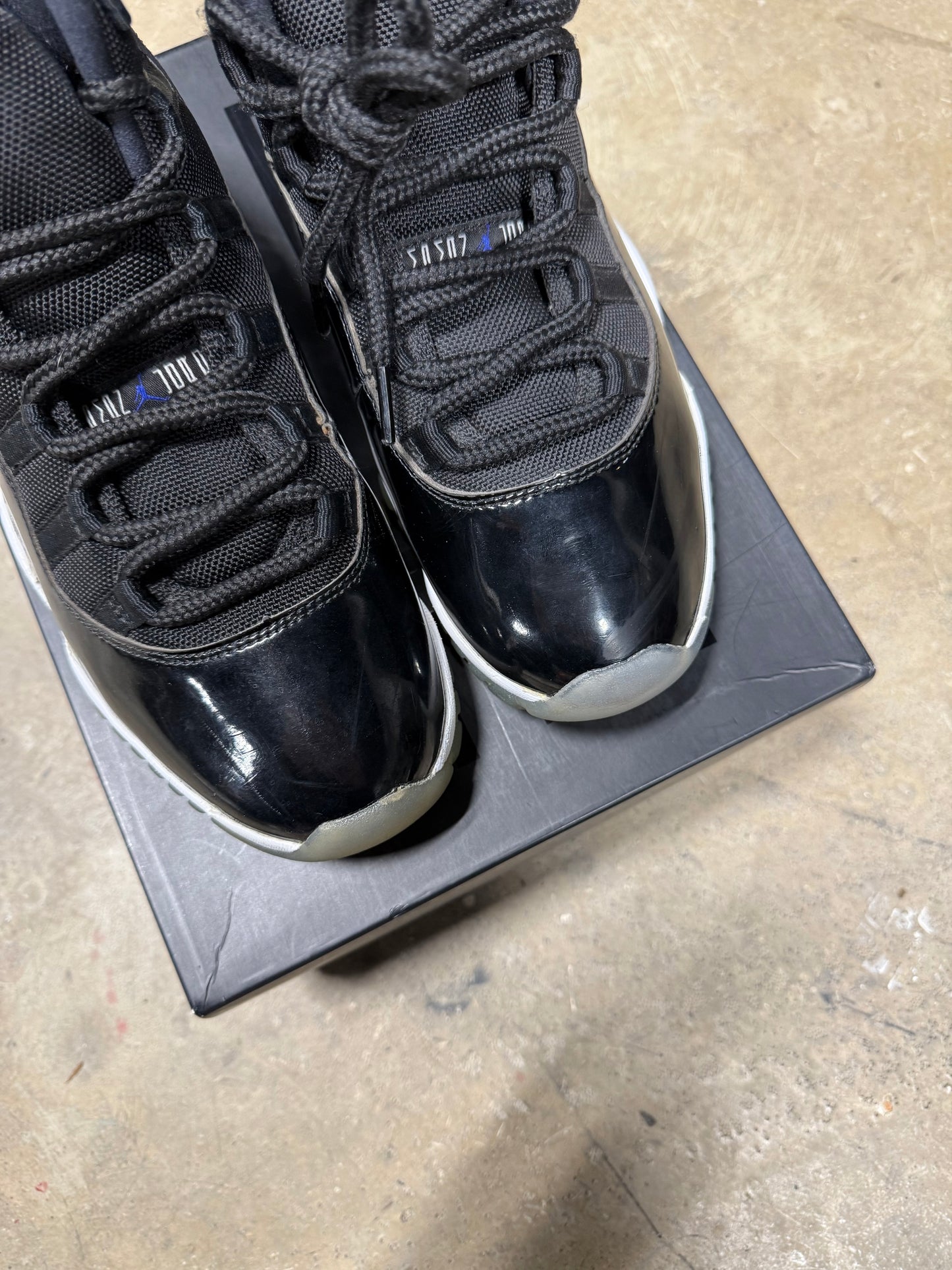 Jordan 11 High Space jam (2016) Sz 9