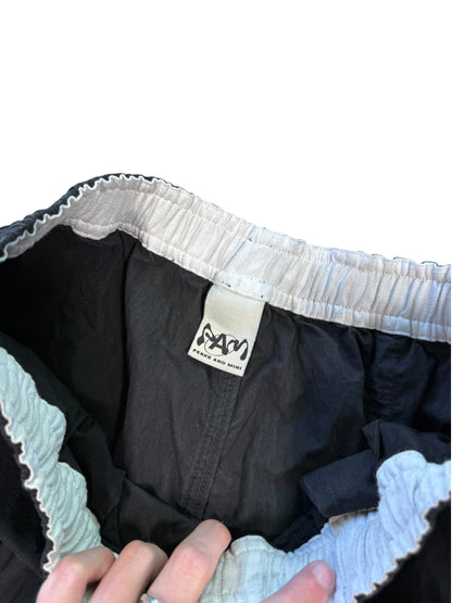 (XL) Perks And Mini Baggy Nylon Cargo Pants