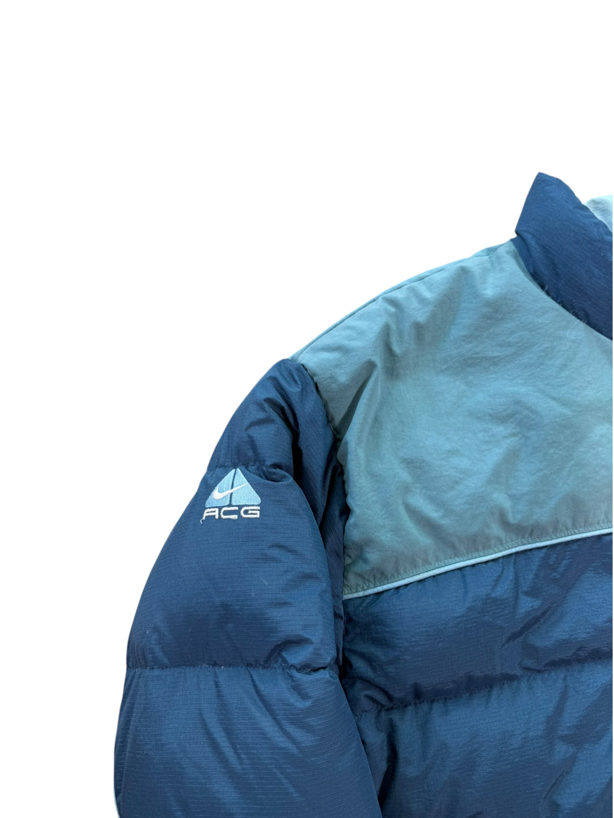 (L) Vintage 90’s Blue Nike x ACG Puffer Jacket