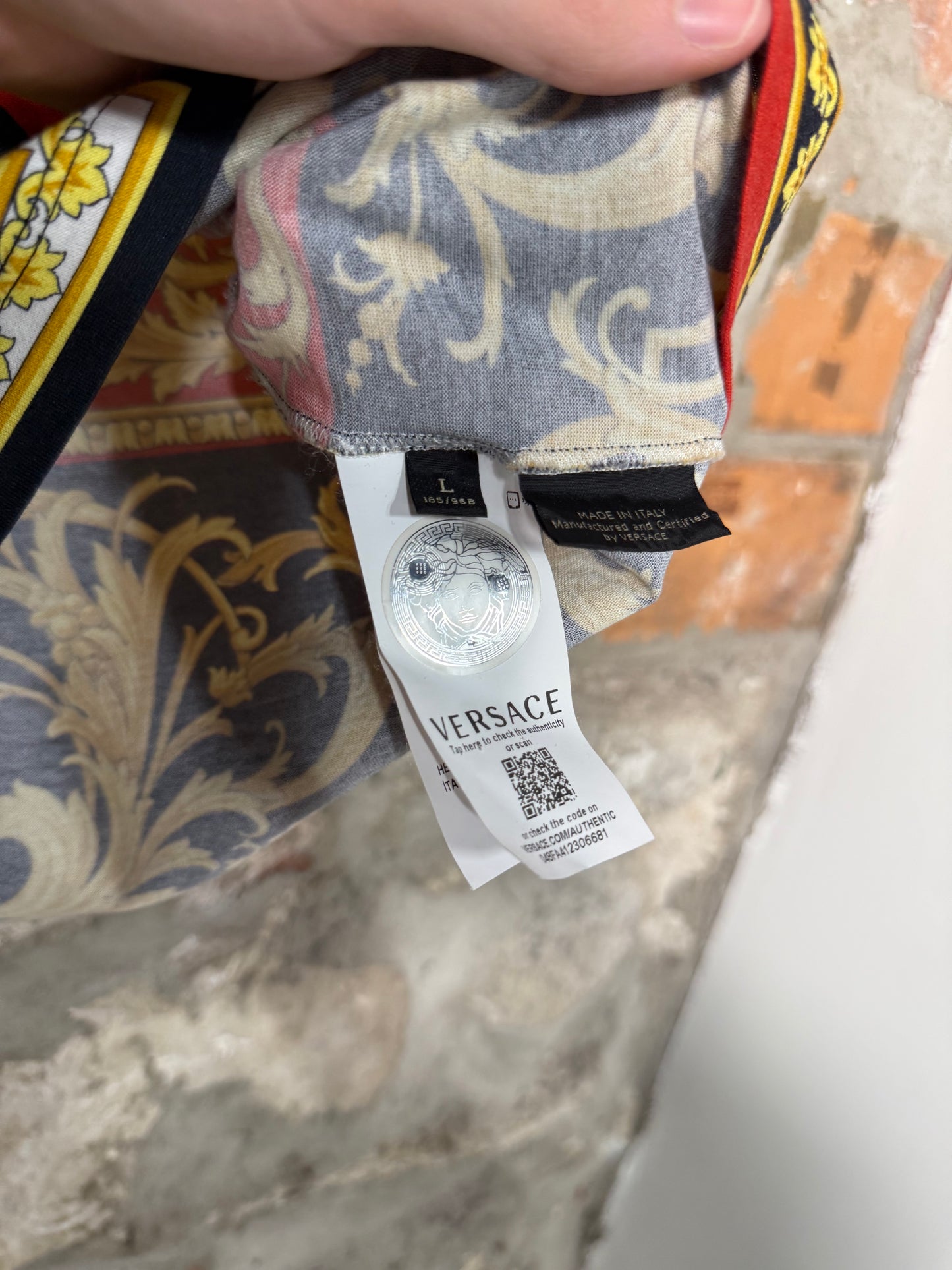 Versace Gold Print T Shirt Sz L