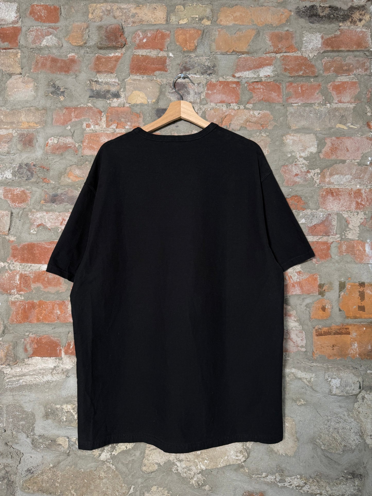 (XL) Undefeated Pocket Logo Tee