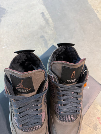 (8) Jordan 4 Retro OG SP AMM