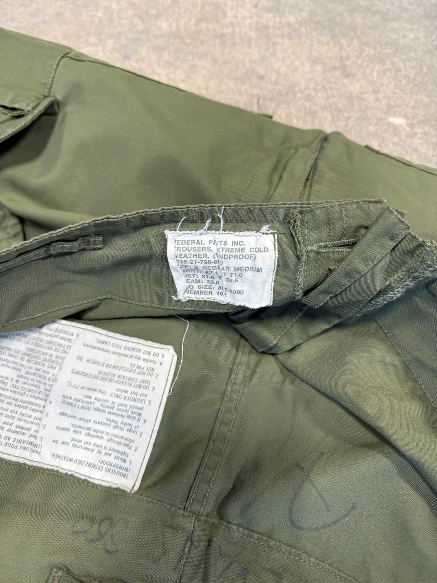(XL) 1980s Adjustable Military Parachuting Pants