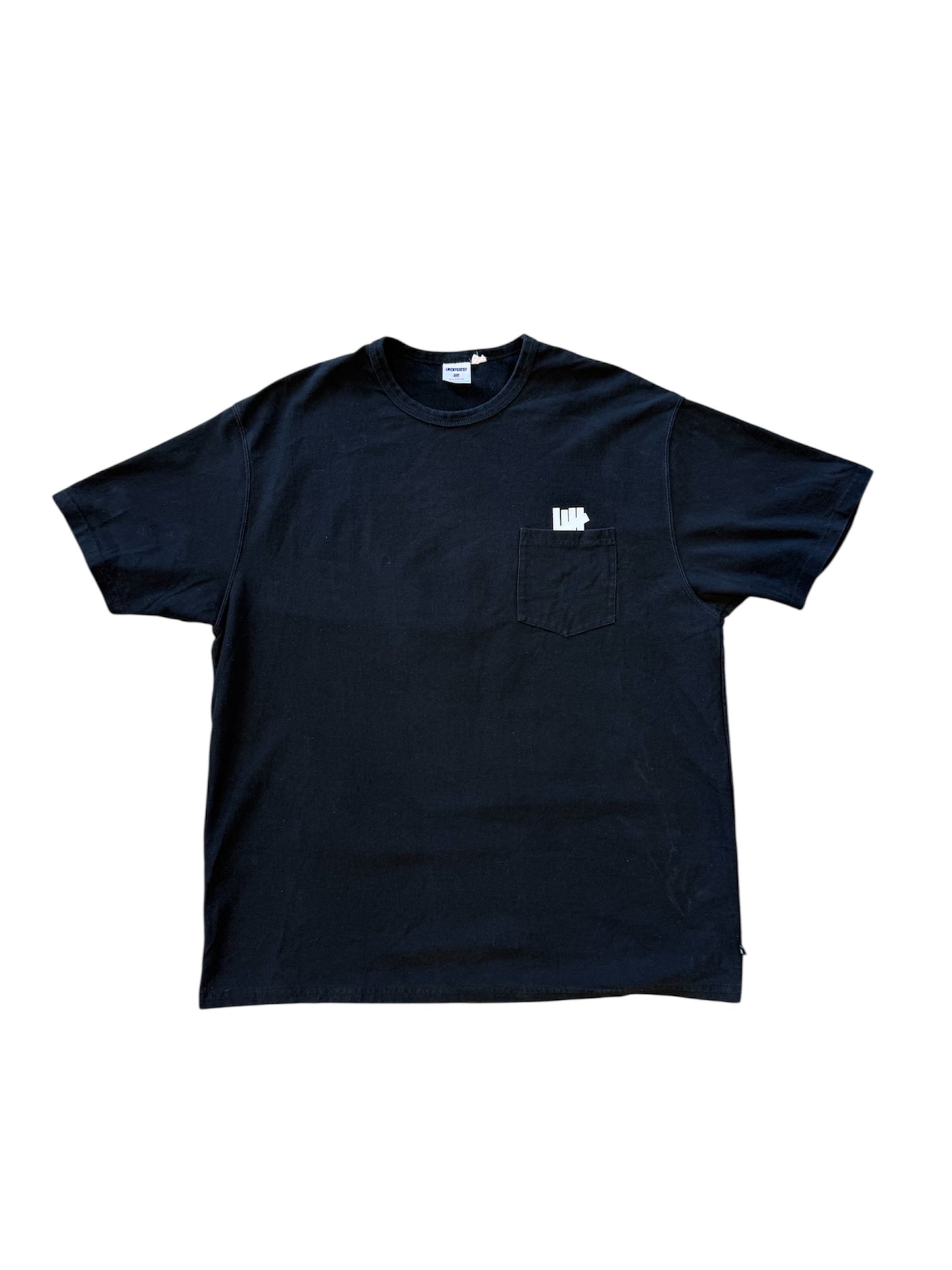 (XL) Undefeated Pocket Logo Tee