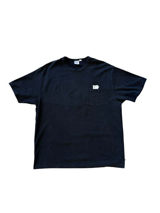 (XL) Undefeated Pocket Logo Tee