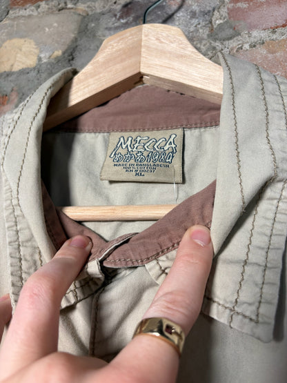 2000s Mecca Button Up Shirt Sz XL