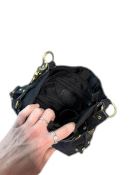 (OSFA) Y2K Guess Black Monogram Shoulder bag
