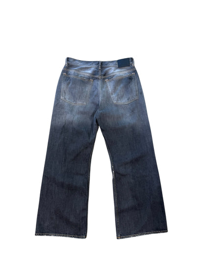 (32) Acne Studios Loose Fit 1981 Jeans