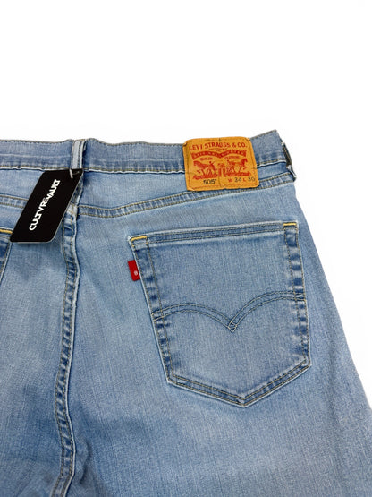 (34") Vintage Levi 505 Blue Jeans