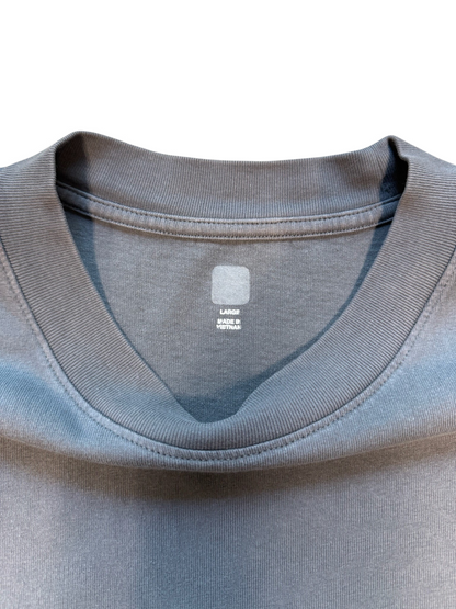 (L) YZY Gap Blank Grey Tee
