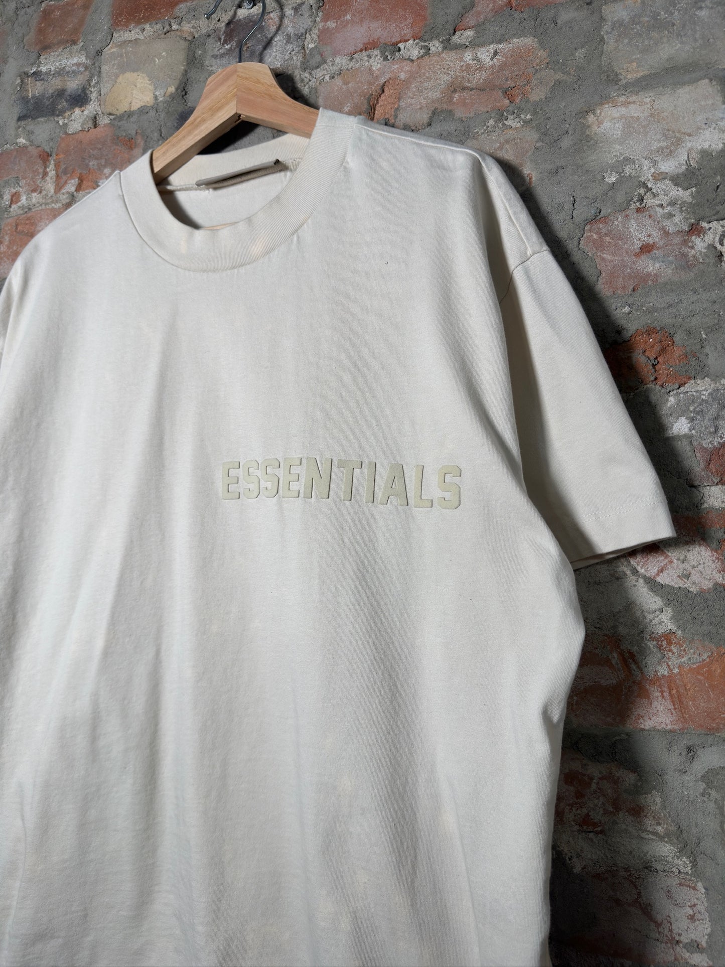 Essentials Rubber Logo Tee FW22 Sz S