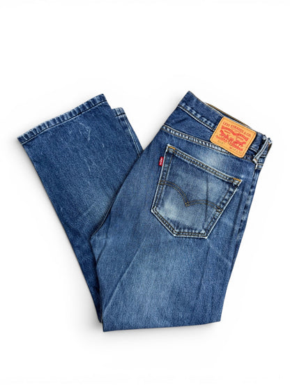 (34") Vintage Levi 505 Jeans