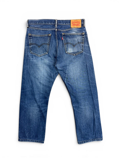 (34") Vintage Levi 505 Jeans